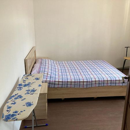 46,2 Karmysova Street Serviced Apartments アルマトイ エクステリア 写真