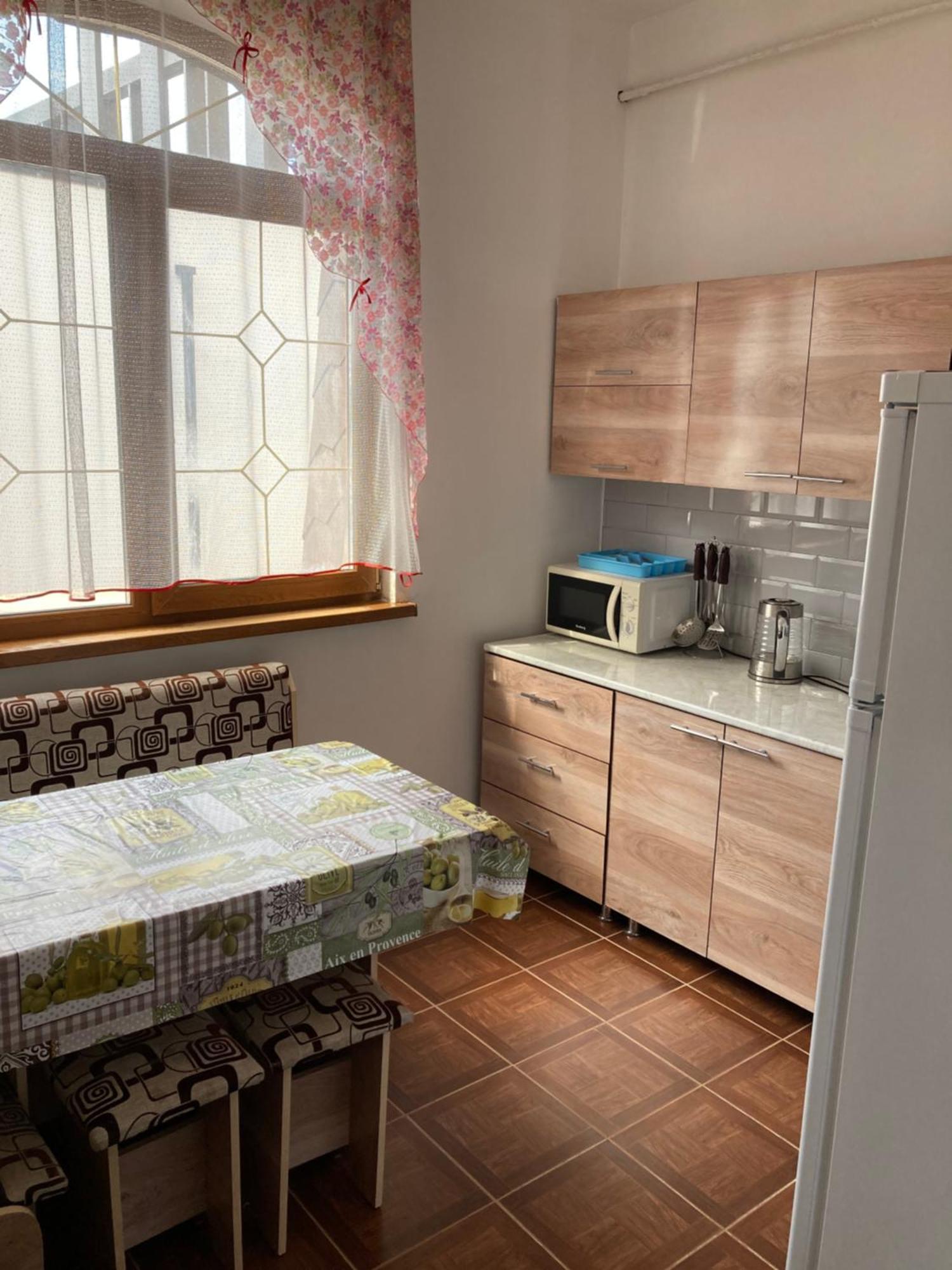 46,2 Karmysova Street Serviced Apartments アルマトイ エクステリア 写真