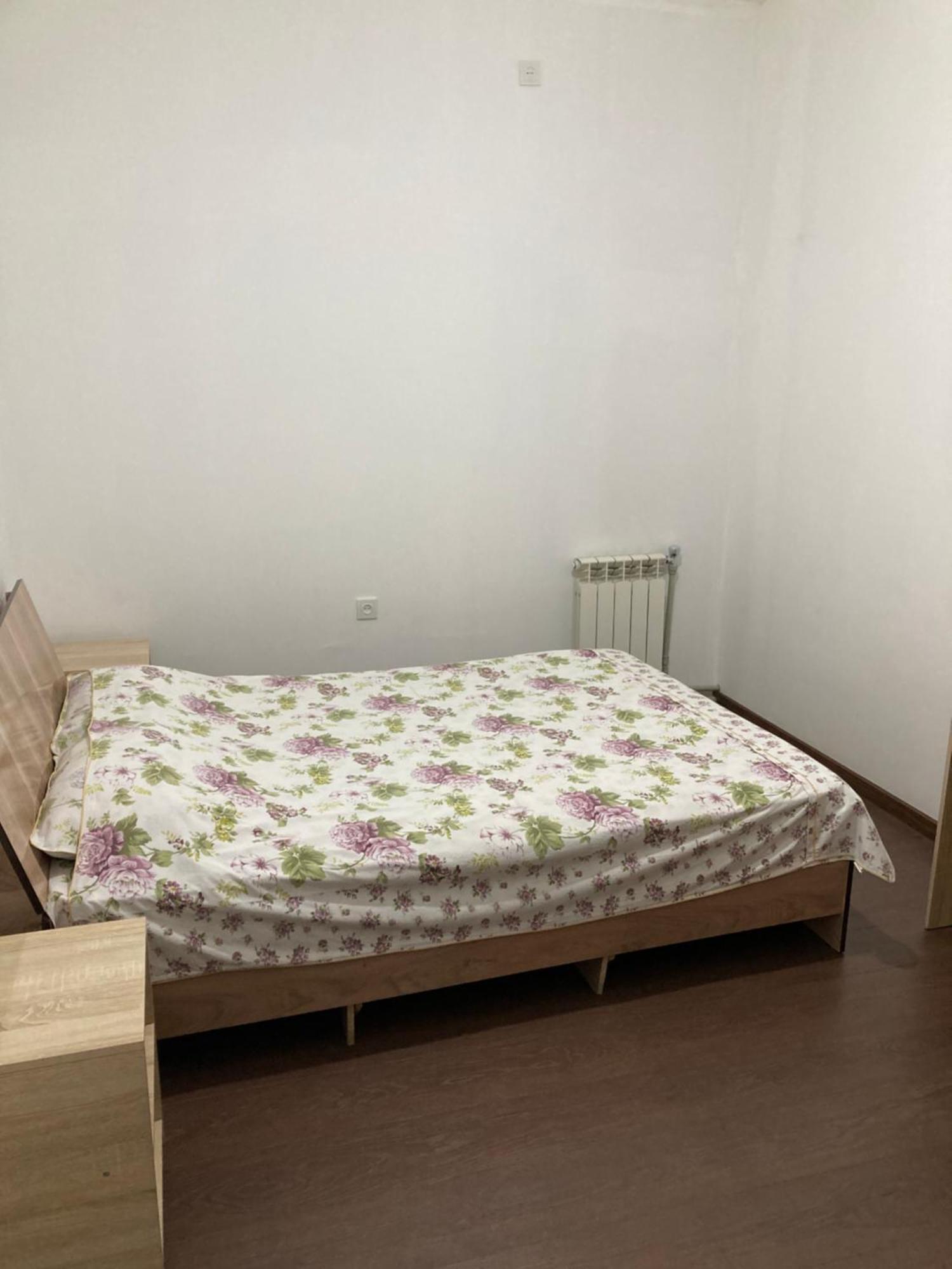 46,2 Karmysova Street Serviced Apartments アルマトイ エクステリア 写真