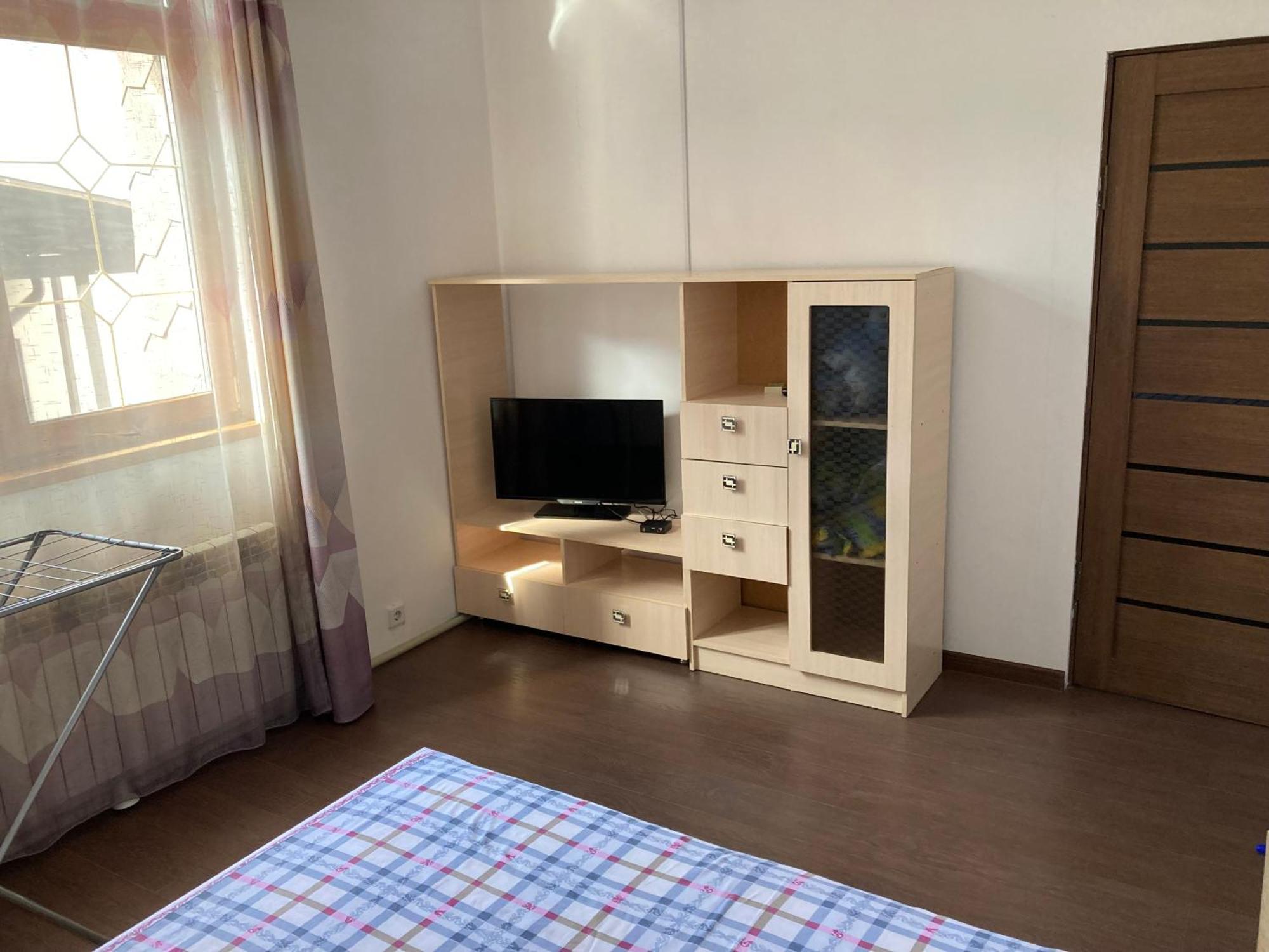 46,2 Karmysova Street Serviced Apartments アルマトイ エクステリア 写真