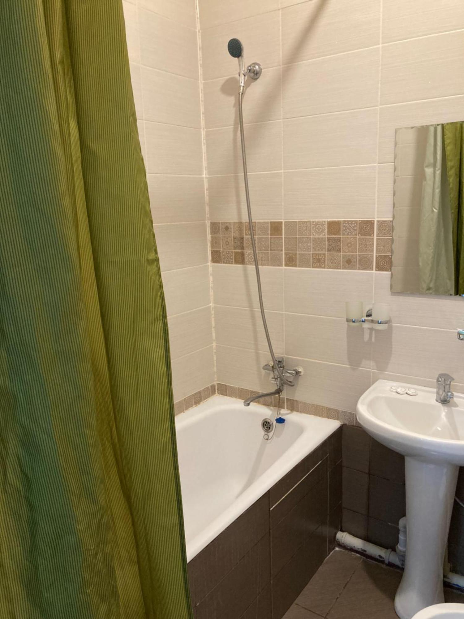 46,2 Karmysova Street Serviced Apartments アルマトイ エクステリア 写真