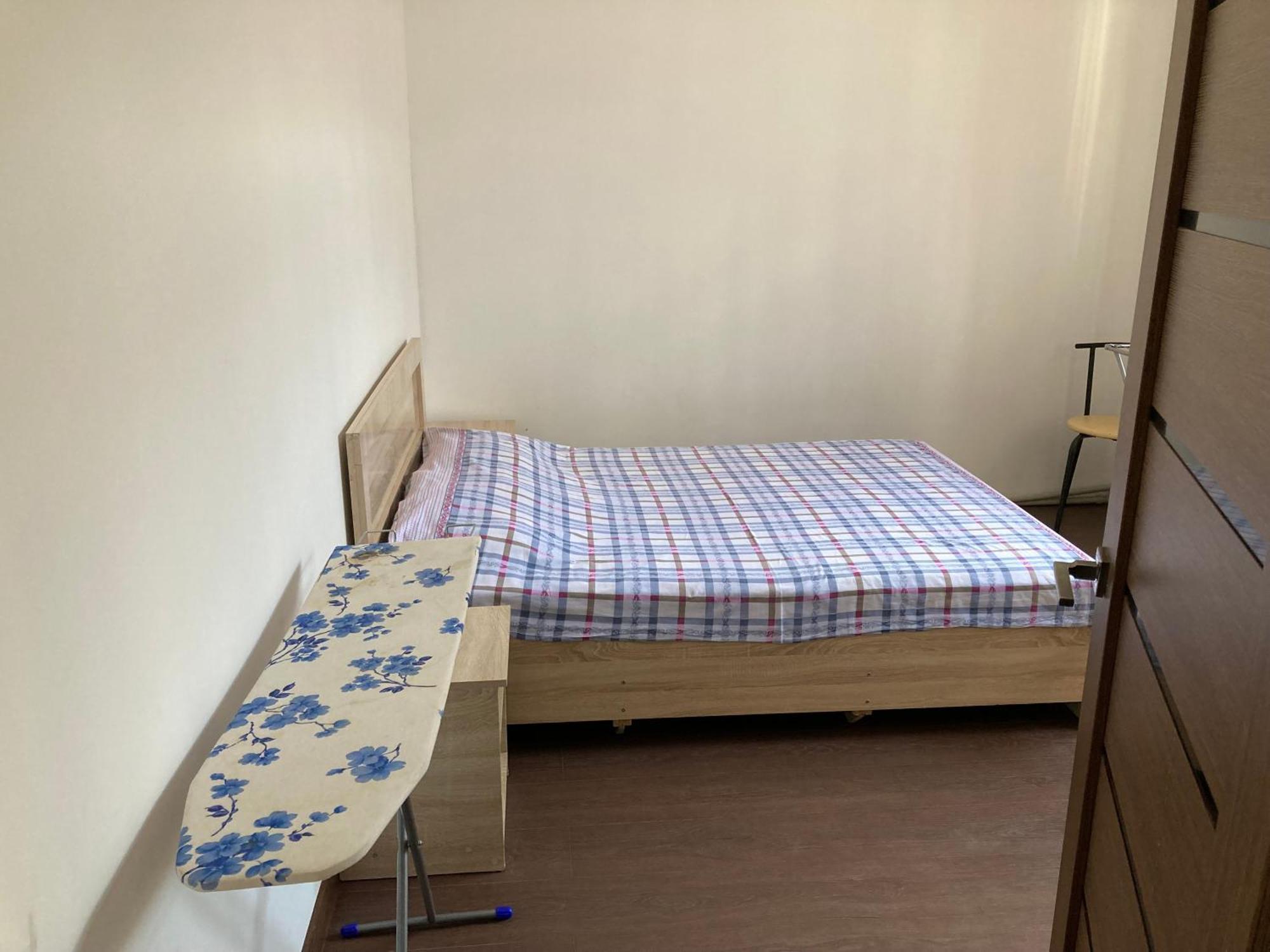46,2 Karmysova Street Serviced Apartments アルマトイ エクステリア 写真